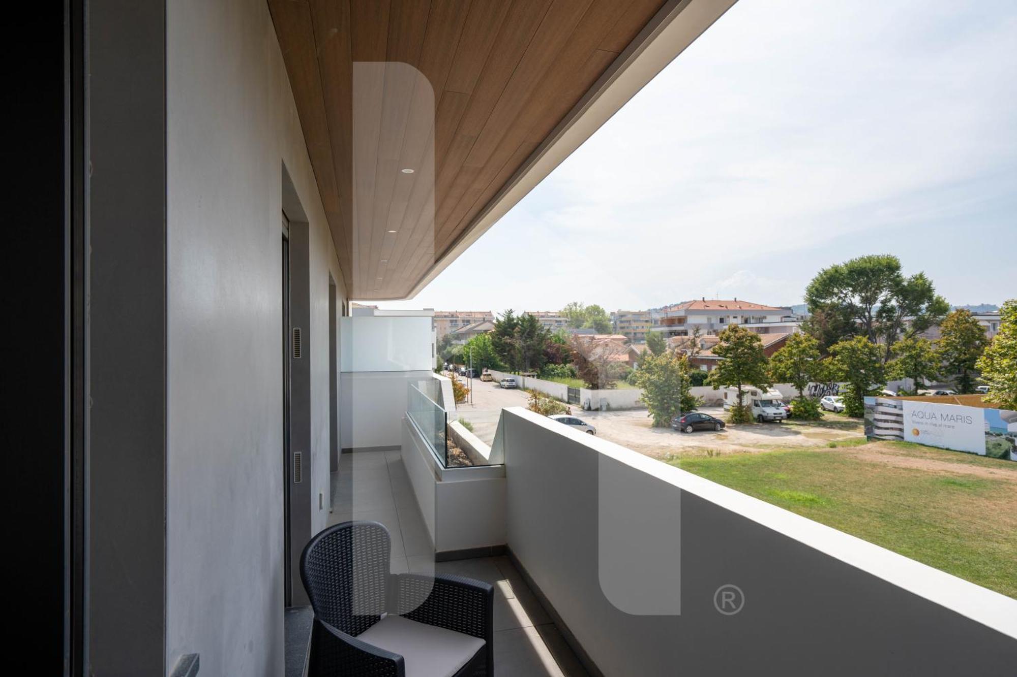 Homiday - Waterfront Montesilvano Luaran gambar